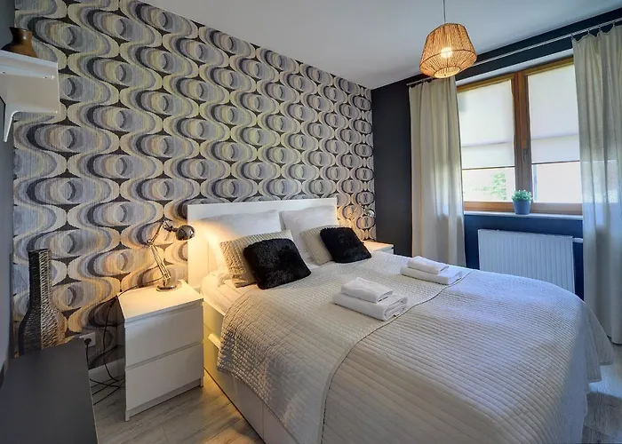 Gustowny Sun Seasons 24 W Karpaczu Z Tarasem By Renters 4*